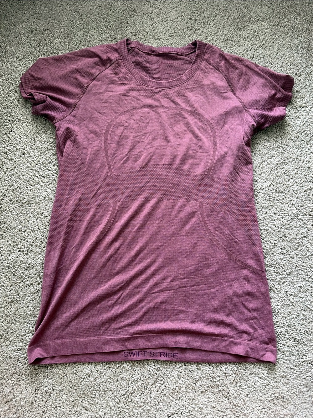 Women's lululemon Short Sleeve Athletic Top